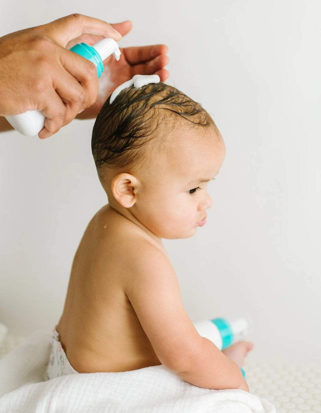 Organic & Natural Gentle Foaming Shampoo for Babies