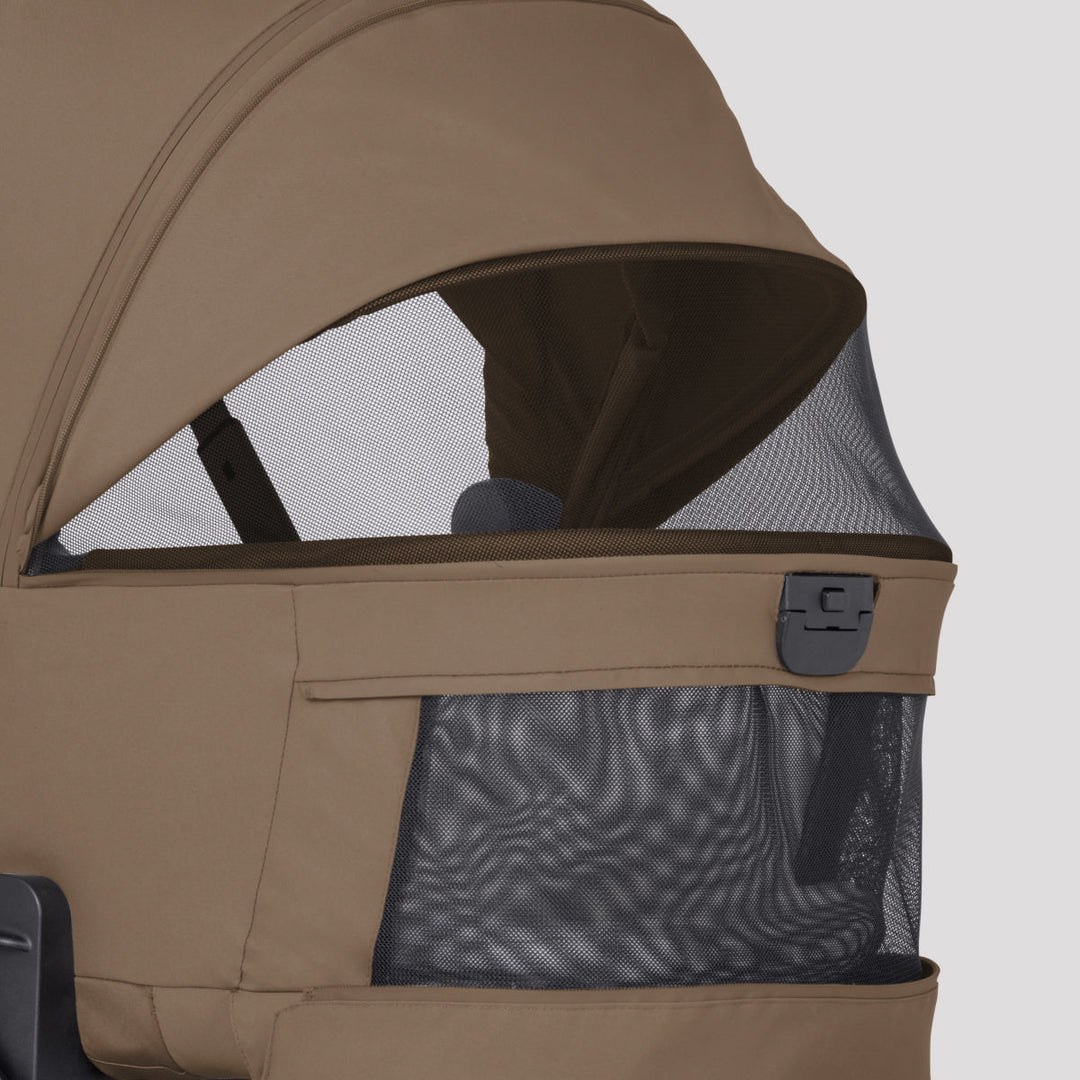Silver Cross Breez Compact Bassinet (Ships end of July)
