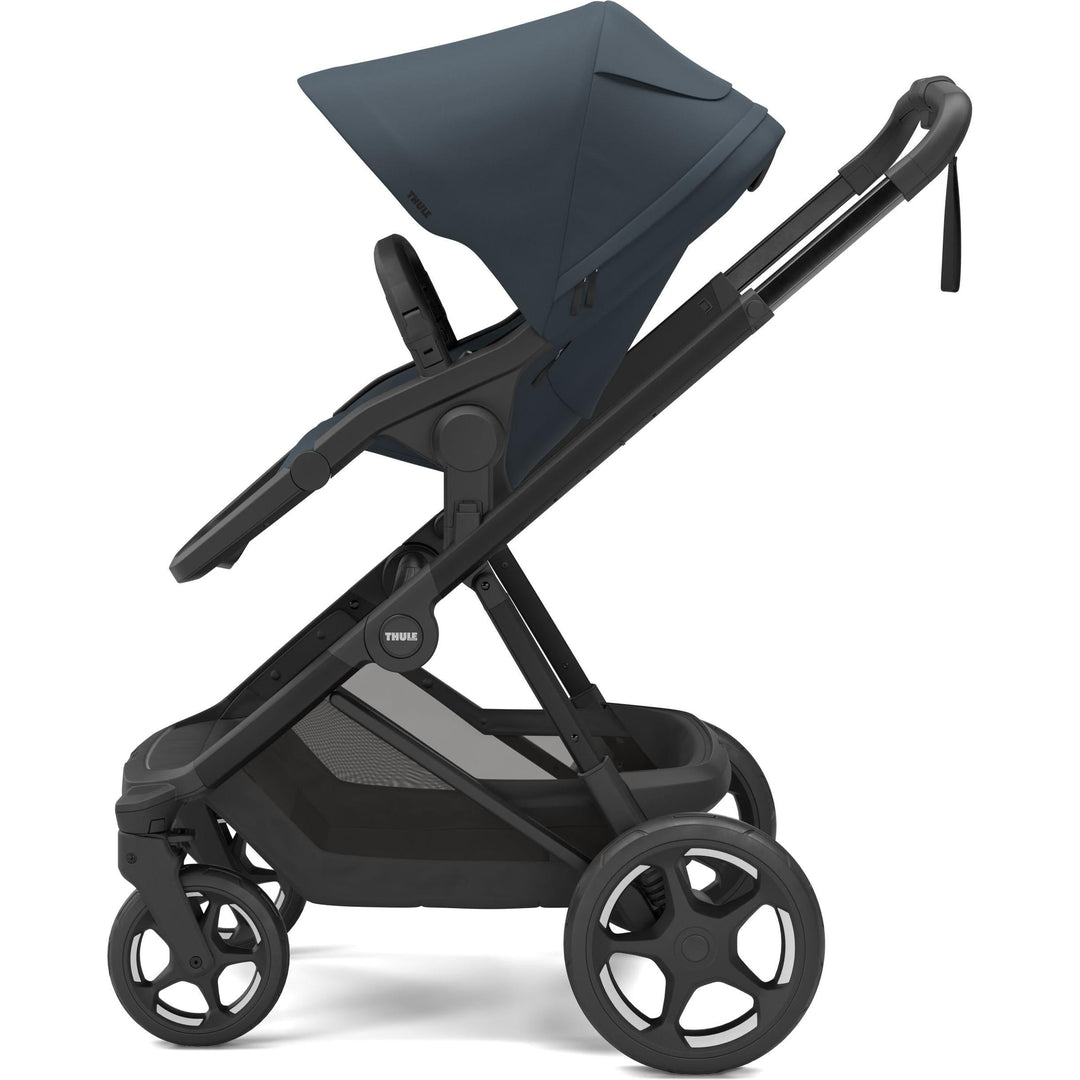 Thule Charm Stroller with Newborn Insert