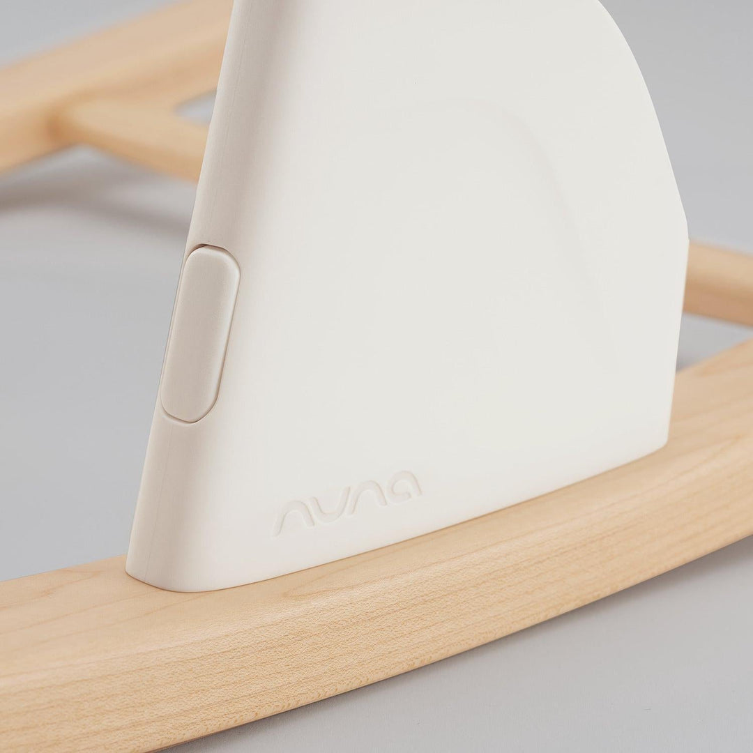 Nuna BRYN Newborn Rocker
