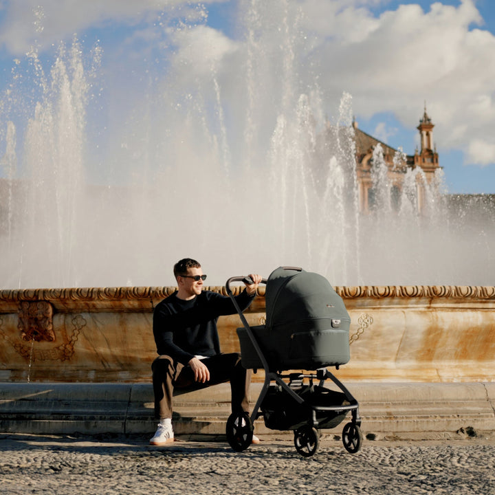 Silver Cross Breez Stroller (Ships end of June)