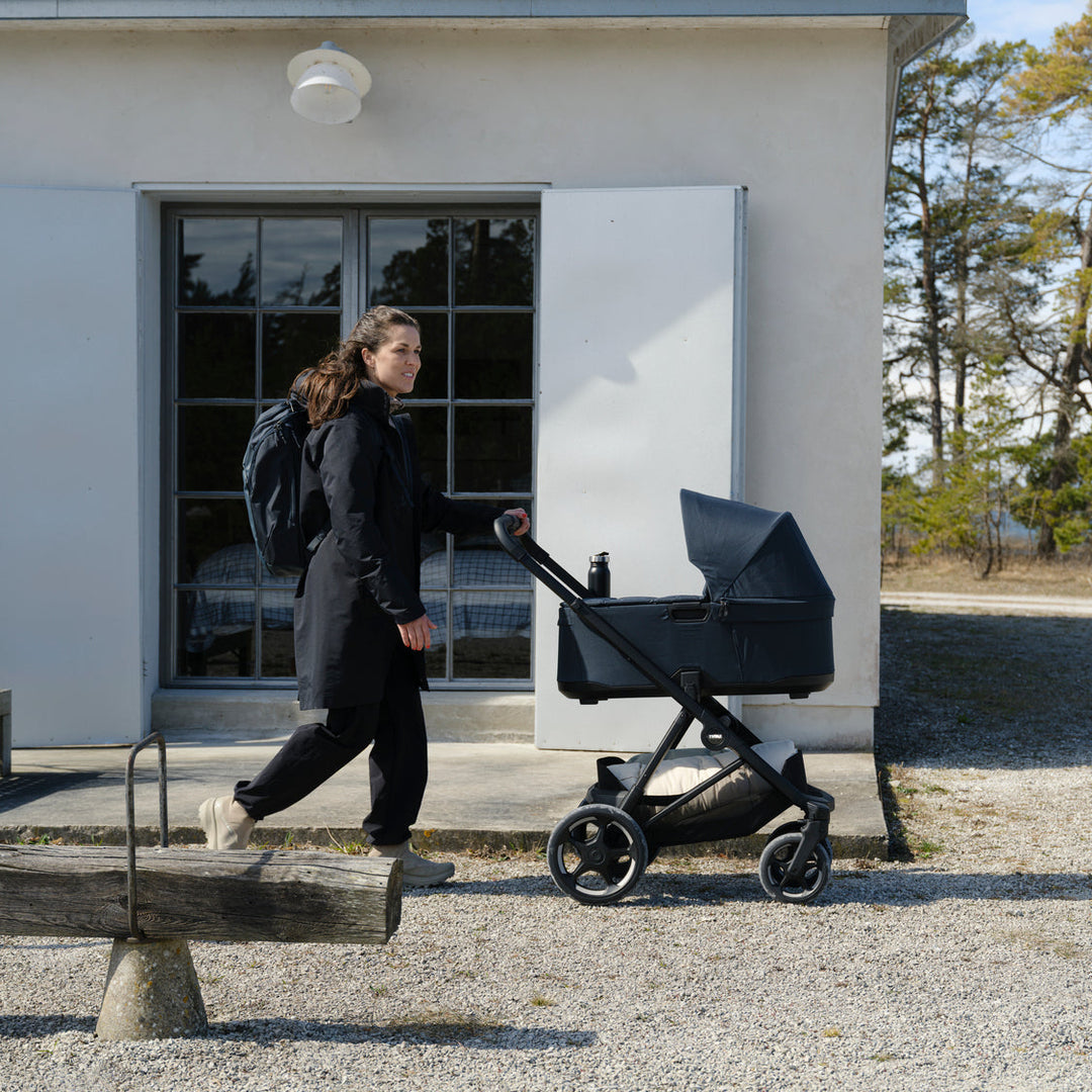 Thule Charm Stroller 2-in-1