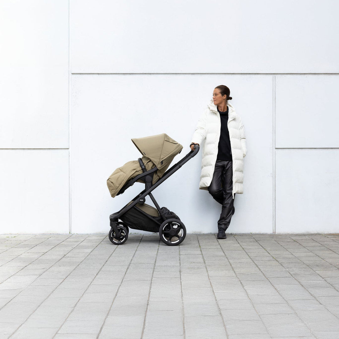 Thule Charm Stroller with Newborn Insert