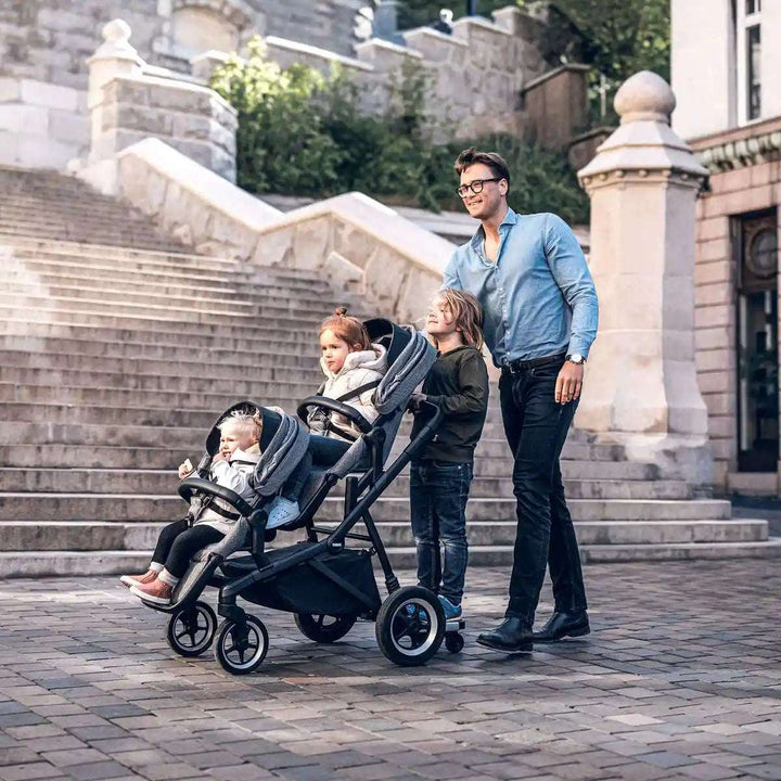 Thule Sleek Stroller Thule    [variant_option4] [variant_option5] [variant_option6] [variant_option7] [variant_option8] [variant_option9] 13