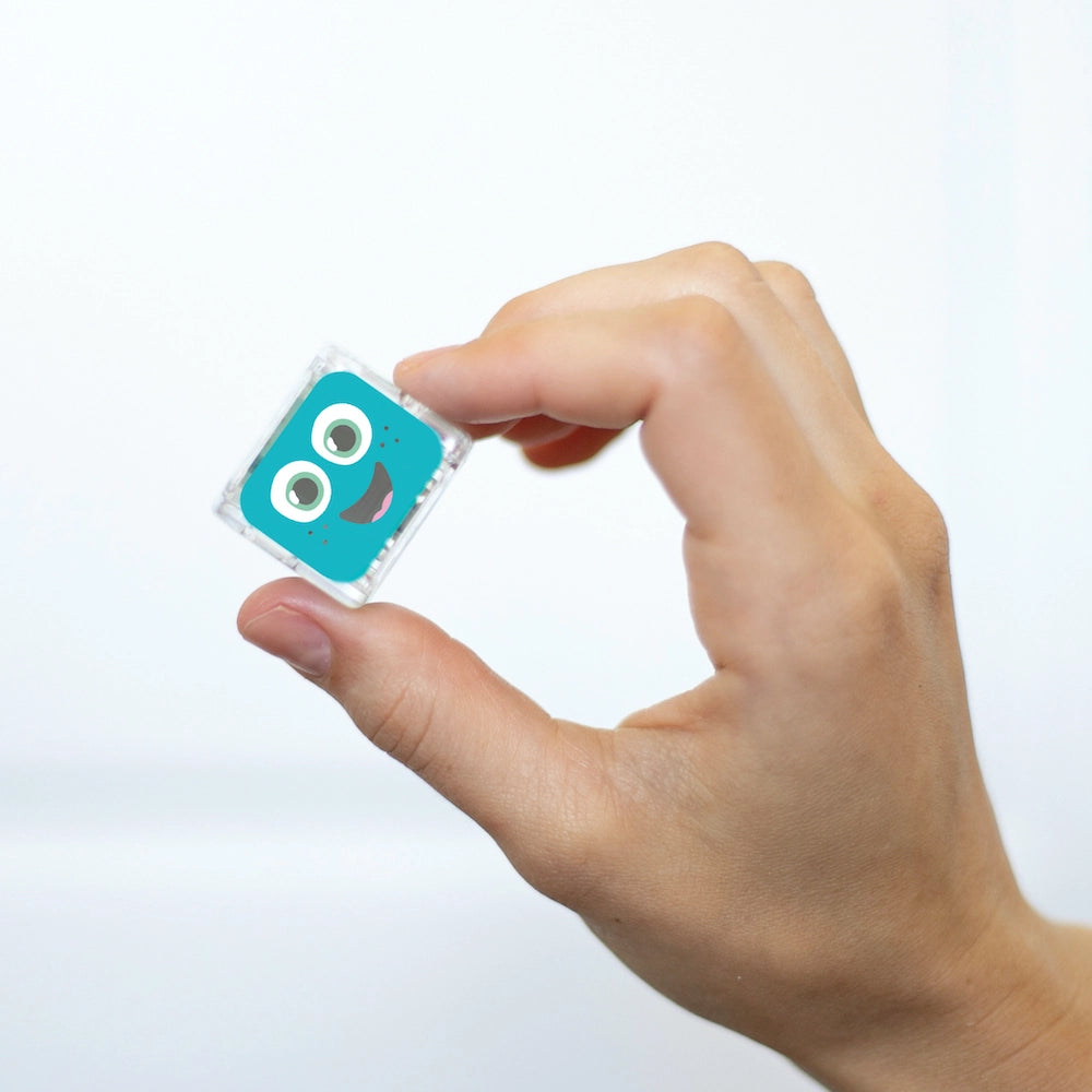 Glo Pals Light-Up Cubes - Blair