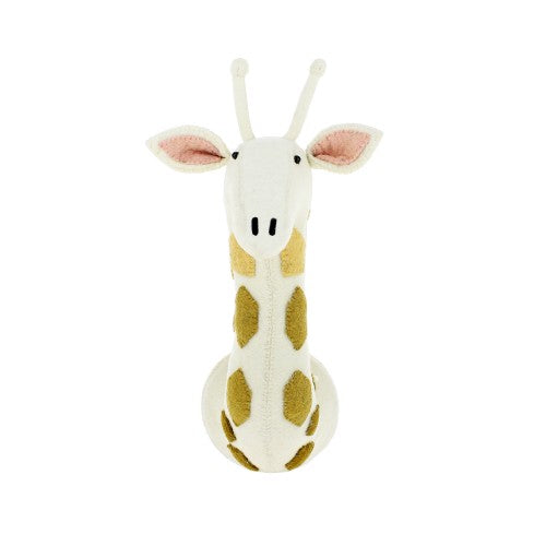 Semi Giraffe Head